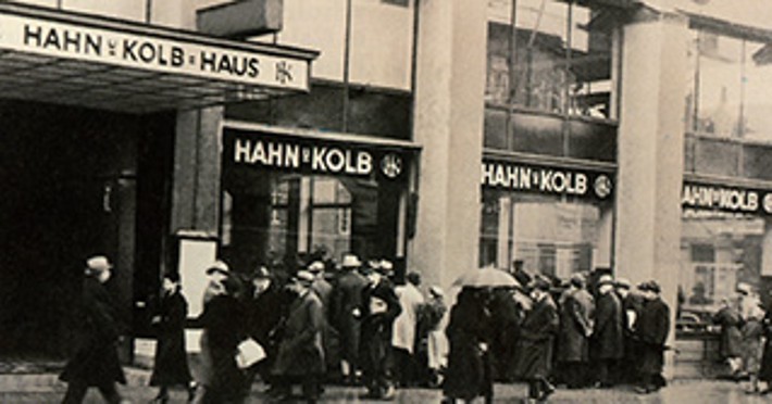 Sede HAHN+KOLB a Stoccarda. Sede HAHN+KOLB a Stoccarda.